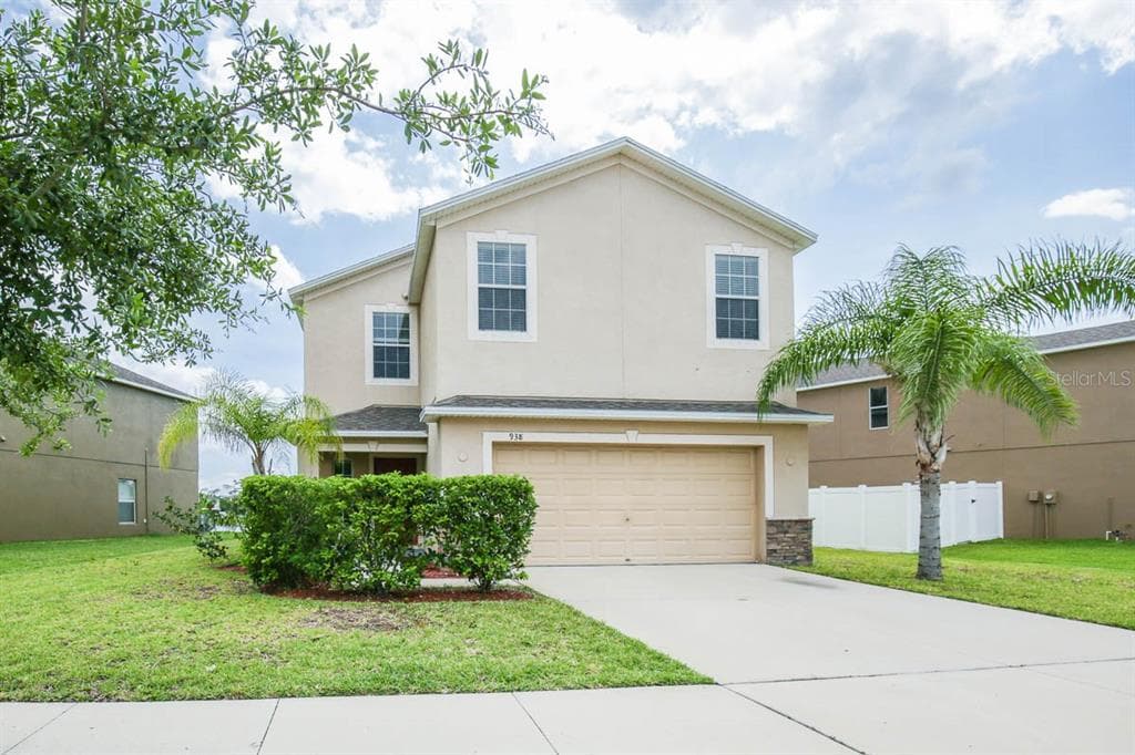 938 SEMINOLE SKY DRIVE RUSKIN, FL 33570