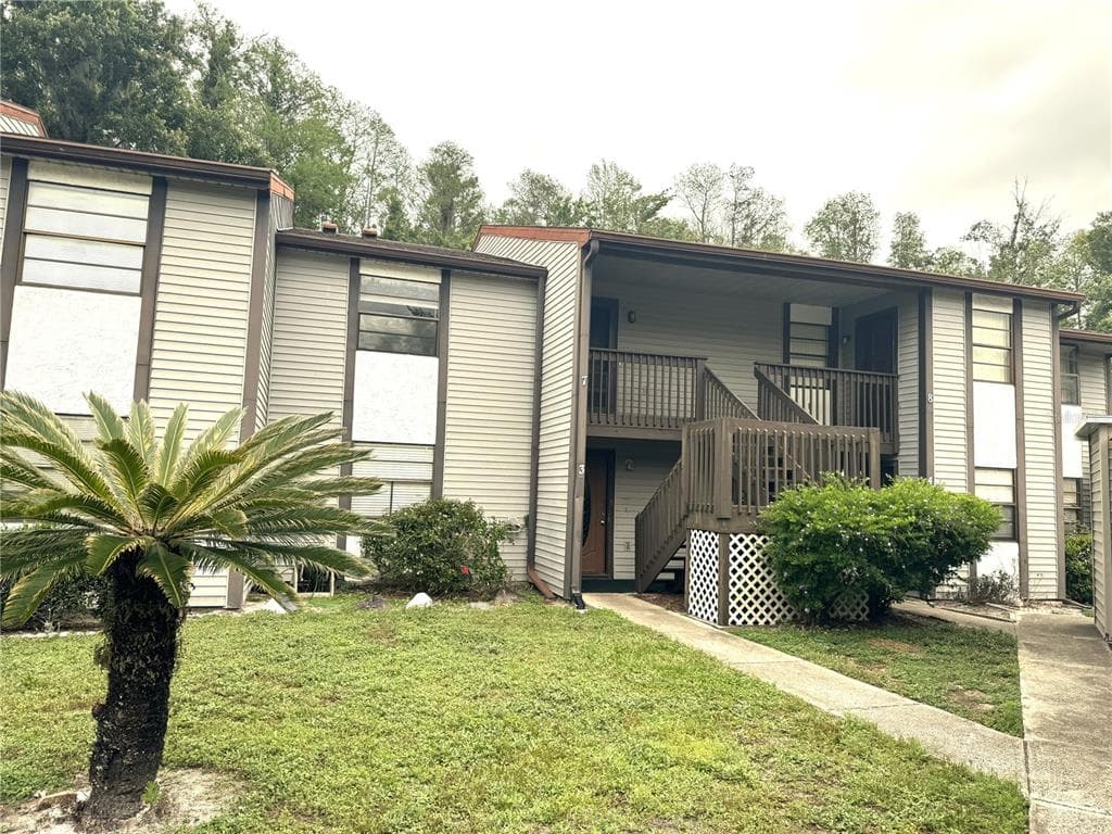 11630 BAYWOOD MEADOWS DRIVE UNIT 7 NEW PORT RICHEY, FL 34654