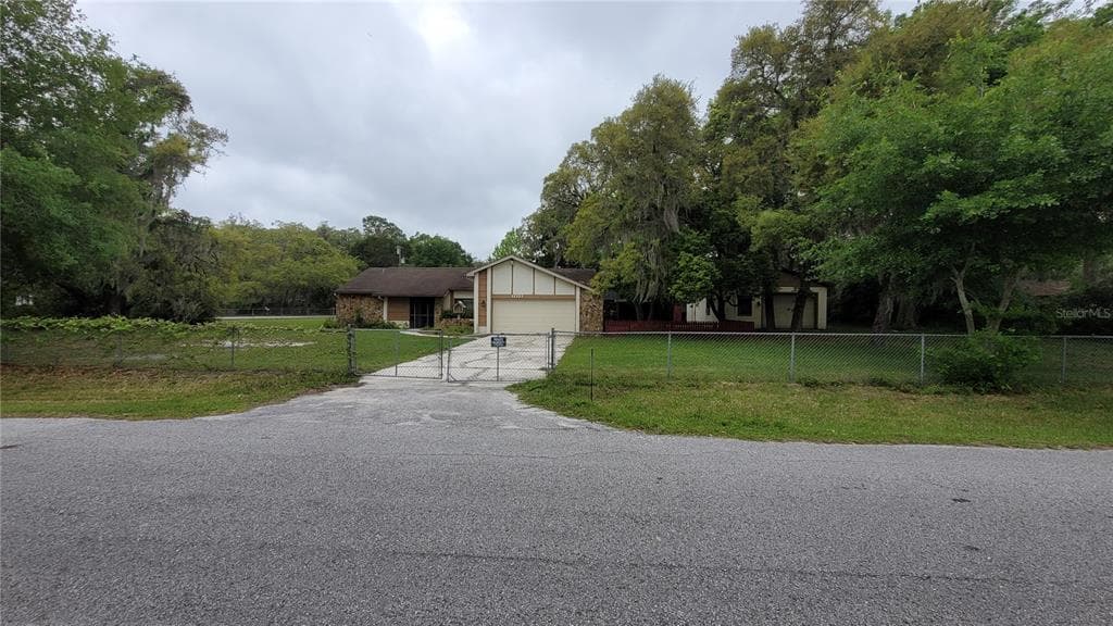 11321 BRUIN DRIVE NEW PORT RICHEY, FL 34654