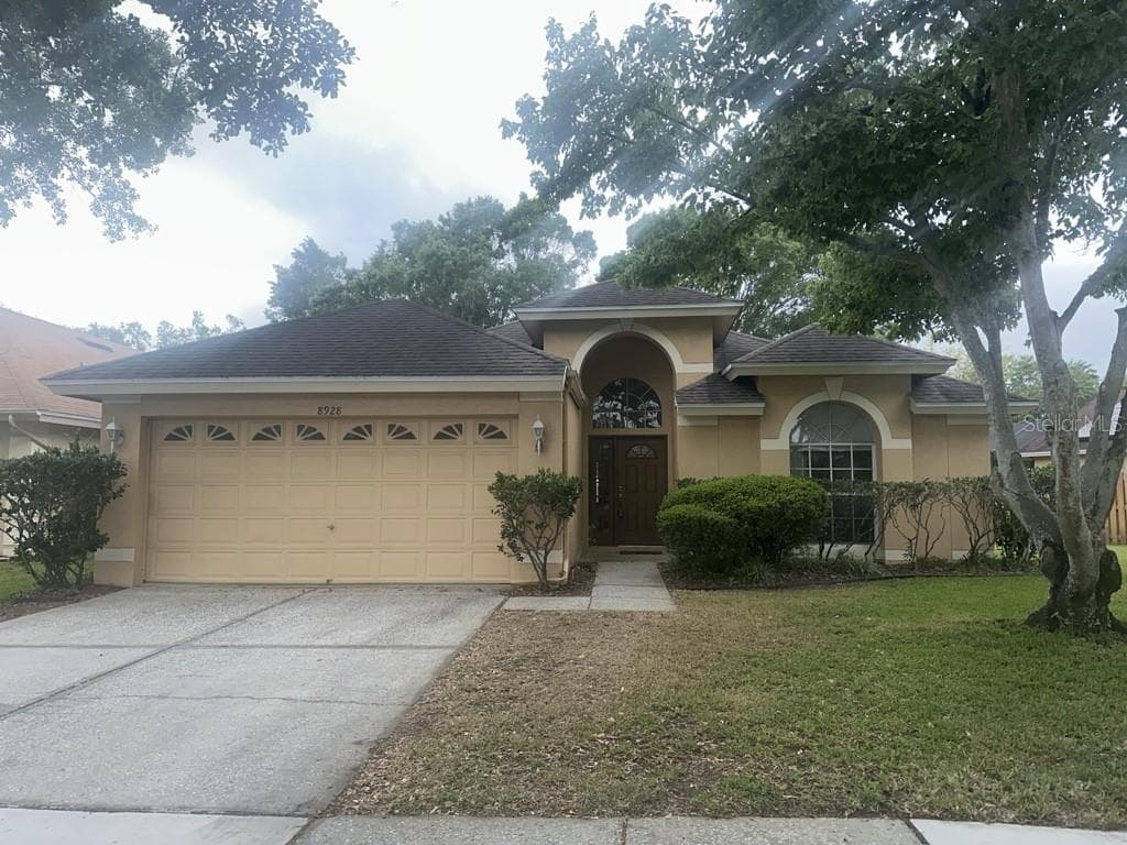 8928 SOUTHBAY DRIVE TAMPA, FL 33615