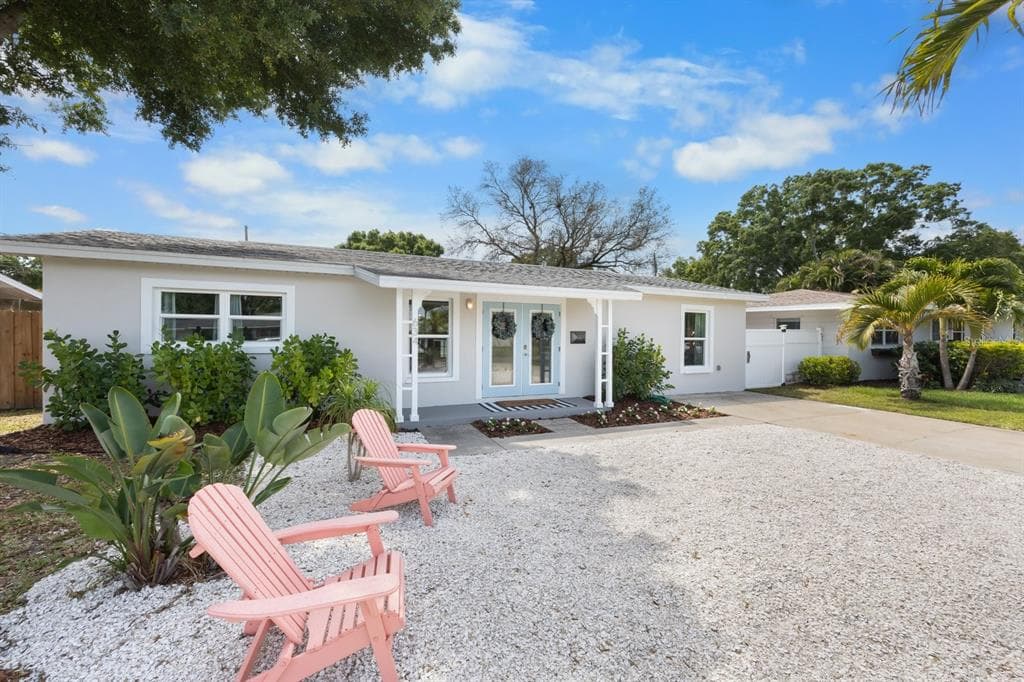 634 42ND AVENUE NE ST PETERSBURG, FL 33703