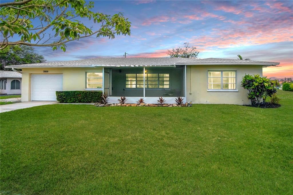 3800 23RD AVENUE N ST PETERSBURG, FL 33713