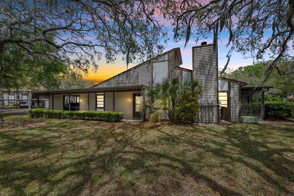 12011 PROCTOR LOOP UNIT 4 NEW PORT RICHEY, FL 34654