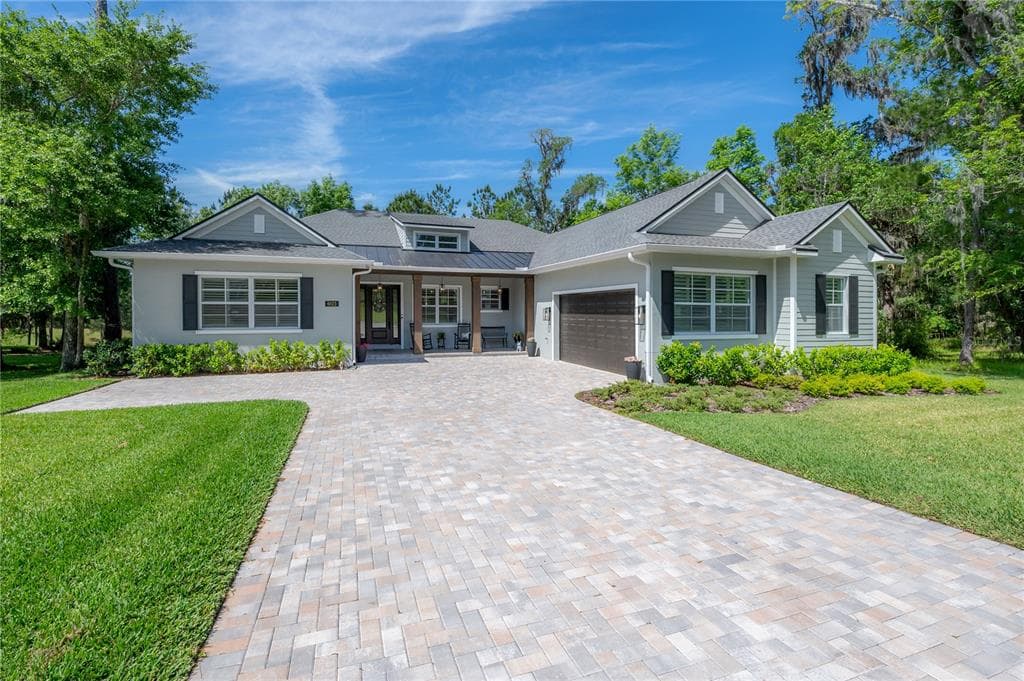 6023 SUMMIT VIEW DRIVE BROOKSVILLE, FL 34601