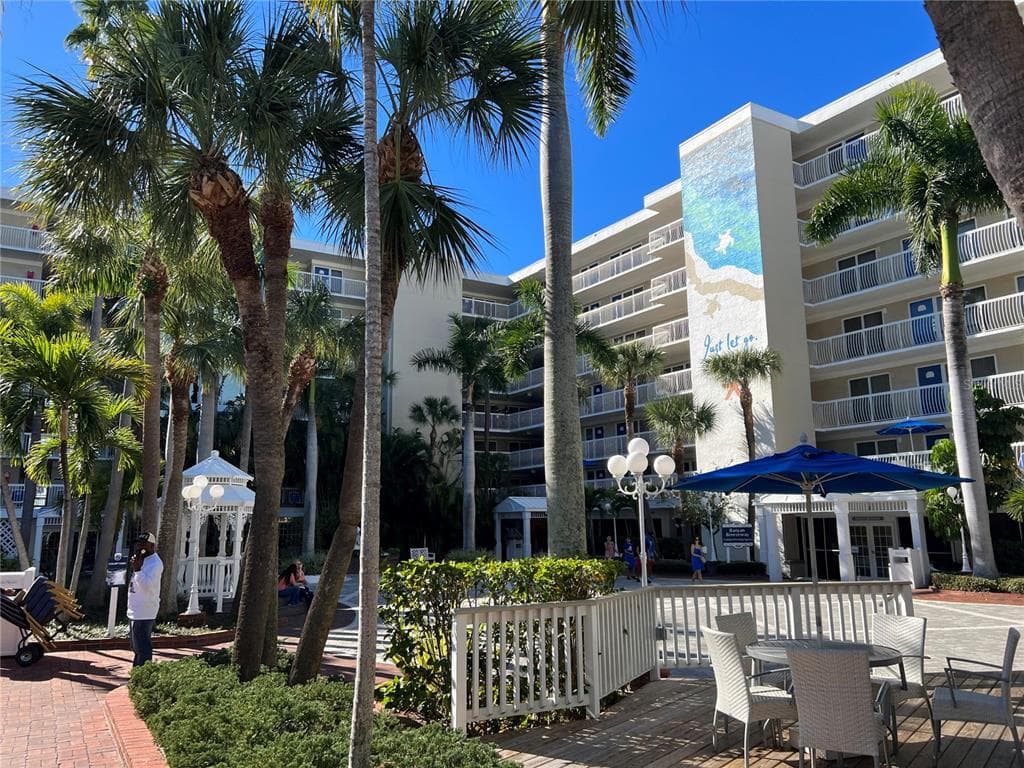 5500 GULF BOULEVARD UNIT 5255 ST PETE BEACH, FL 33706