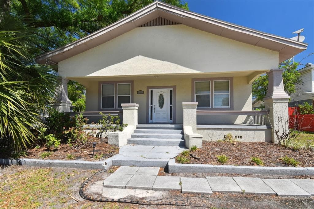 2729 W SPRUCE STREET TAMPA, FL 33607
