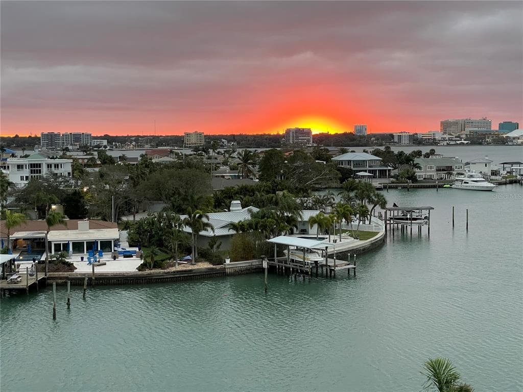 31 ISLAND WAY UNIT 506