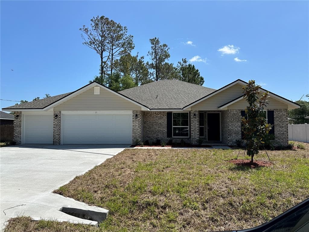 11 SERVICE BERRY PLACE PALM COAST, FL 32164