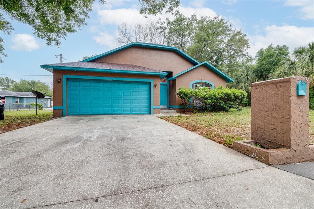 913 JURGENS STREET CLEARWATER, FL 33755