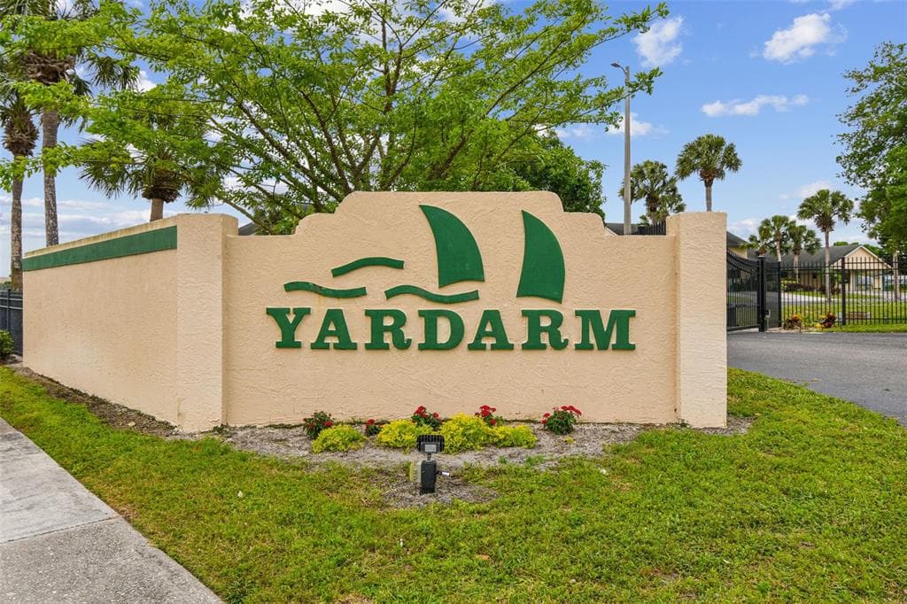 650 YARDARM DRIVE APOLLO BEACH, FL 33572
