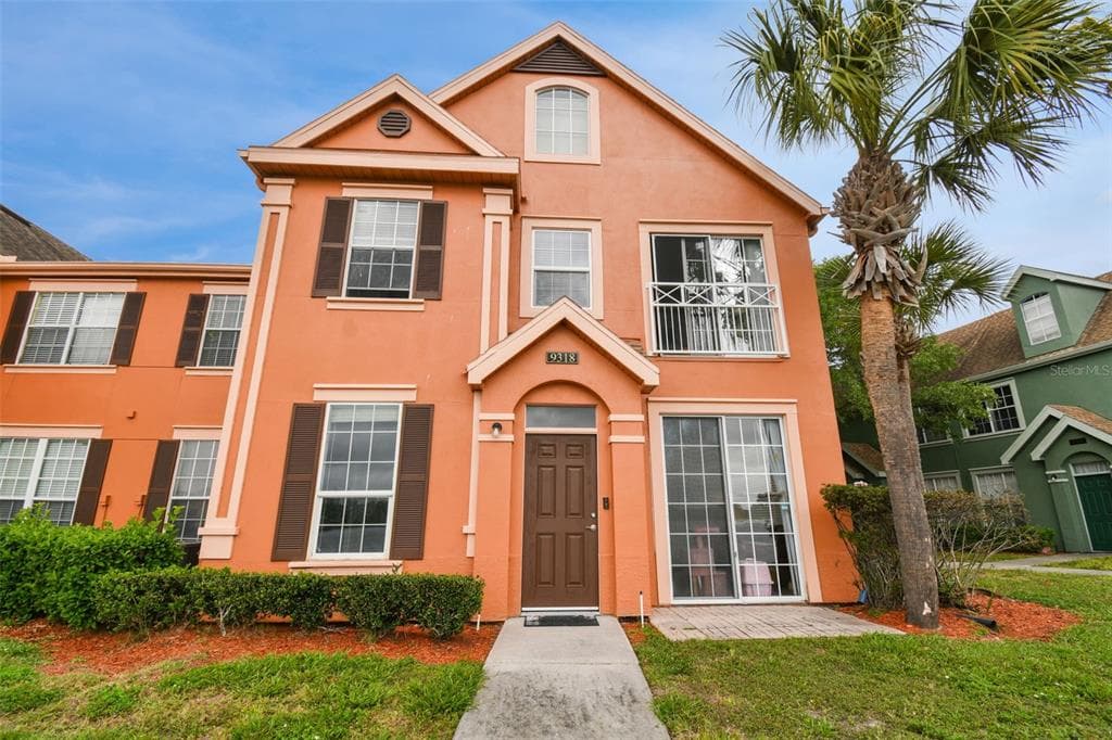 9318 LAKE CHASE ISLAND WAY TAMPA, FL 33626