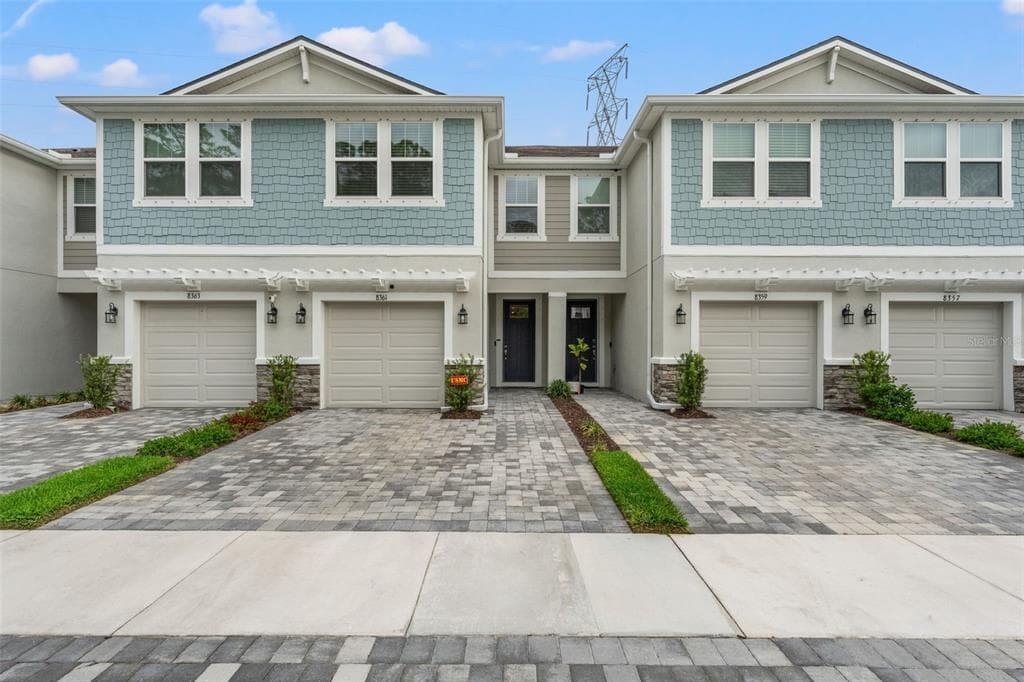 8361 WILDFLOWER GLEN AVENUE ODESSA, FL 33556