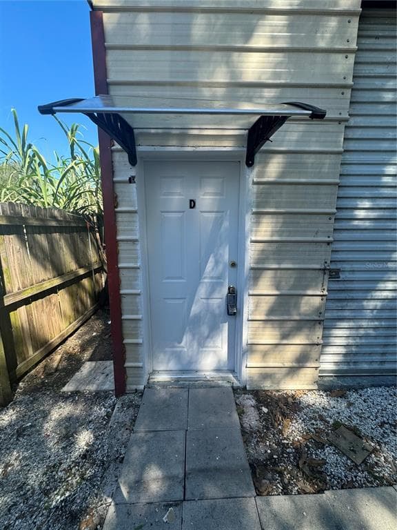 4115 W COMANCHE AVENUE UNIT D TAMPA, FL 33614