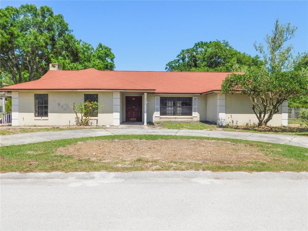 2539 ROSLYN LANE LAKELAND, FL 33812