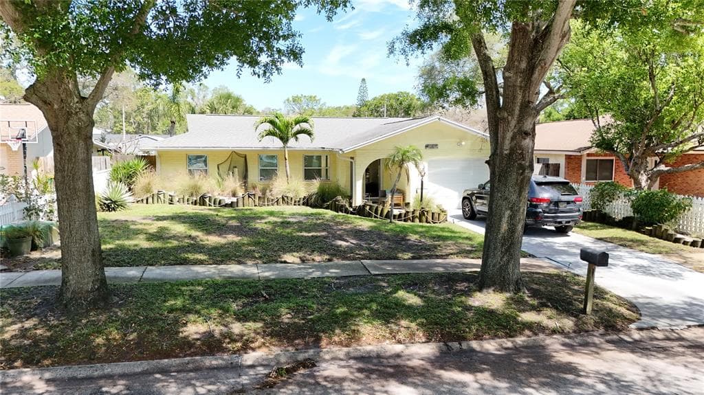 2248 WINCHESTER DRIVE S DUNEDIN, FL 34698