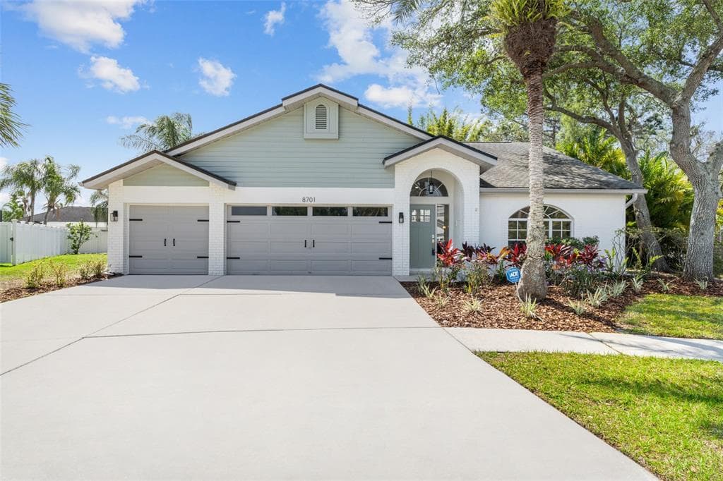 8701 MAPLE LAKE PLACE