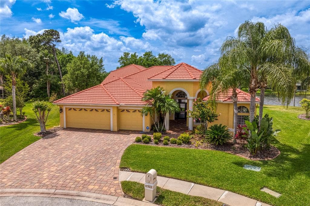 17922 ARBOR HAVEN DRIVE TAMPA, FL 33647