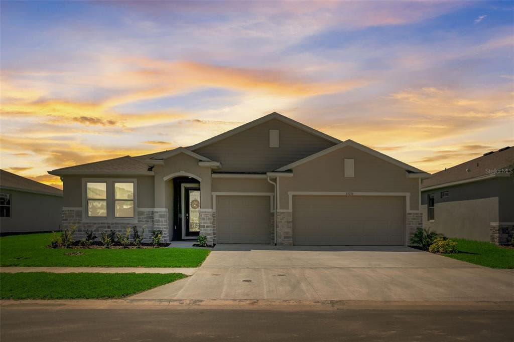33756 HAMILTON HILL LANE WESLEY CHAPEL, FL 33545