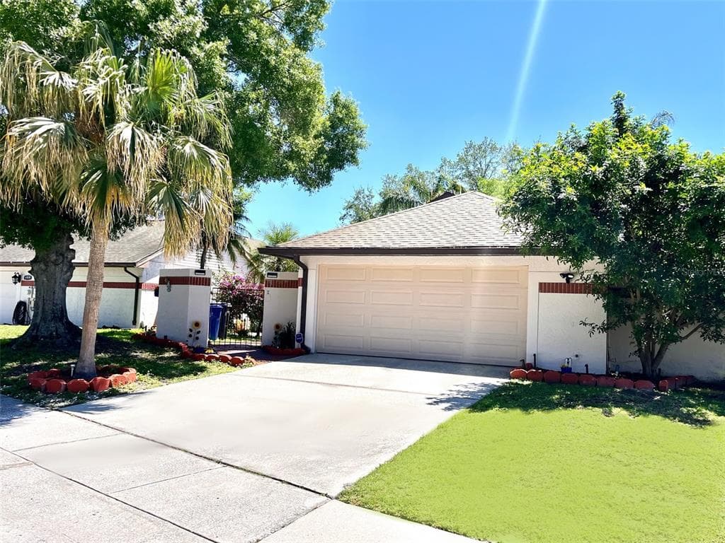 6917 SILVERMILL DRIVE TAMPA, FL 33635