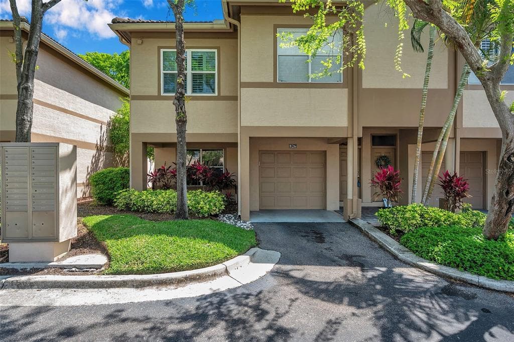 826 NORMANDY TRACE ROAD TAMPA, FL 33602