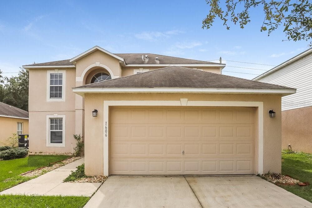 1606 STERNS DRIVE LEESBURG, FL 34748