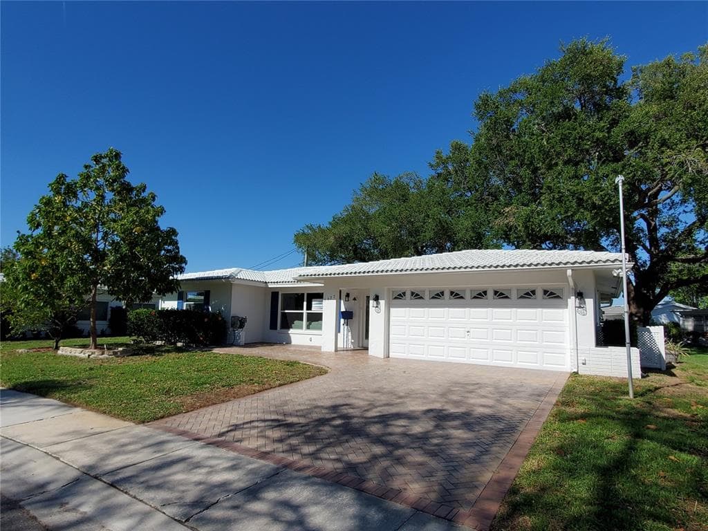 9637 42ND STREET N PINELLAS PARK, FL 33782