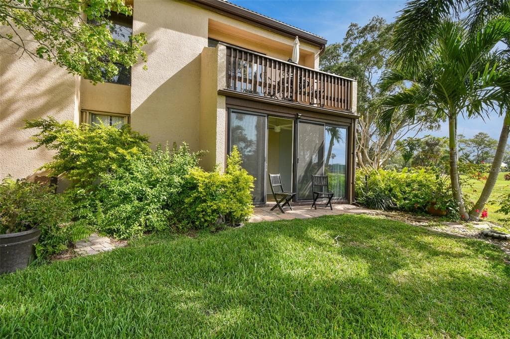 6302 PELICAN CREEK CROSSING UNIT A ST PETERSBURG, FL 33707