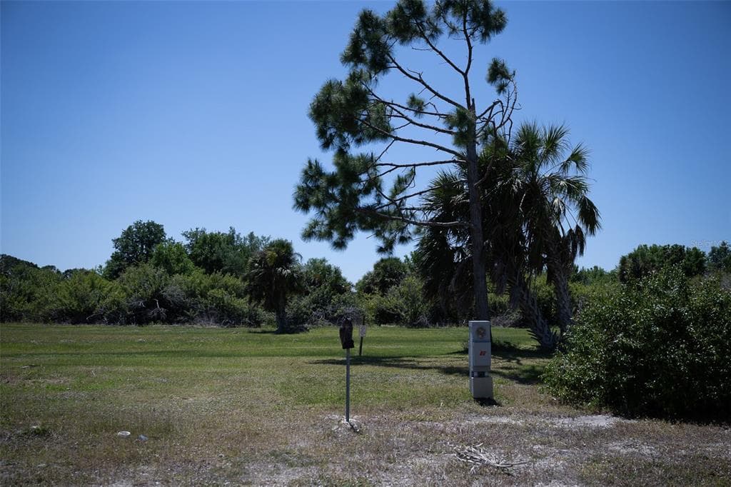 307 ROBALO NORTH PORT, FL 34287