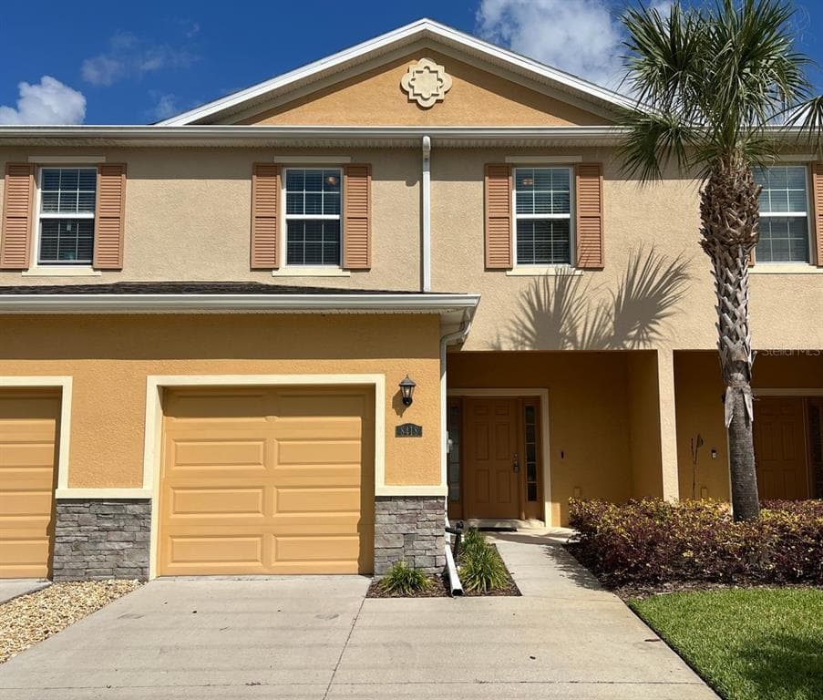8418 PINE RIVER ROAD TAMPA, FL 33637