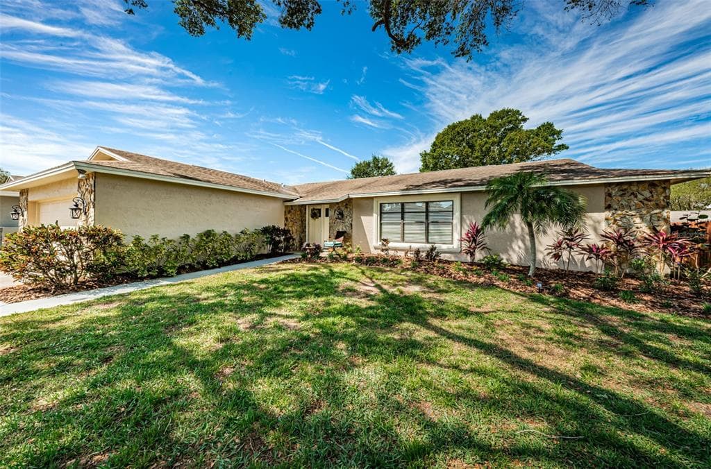 2563 COLONY DRIVE
