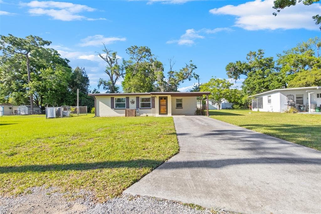 39113 KENDELL DRIVE ZEPHYRHILLS, FL 33542