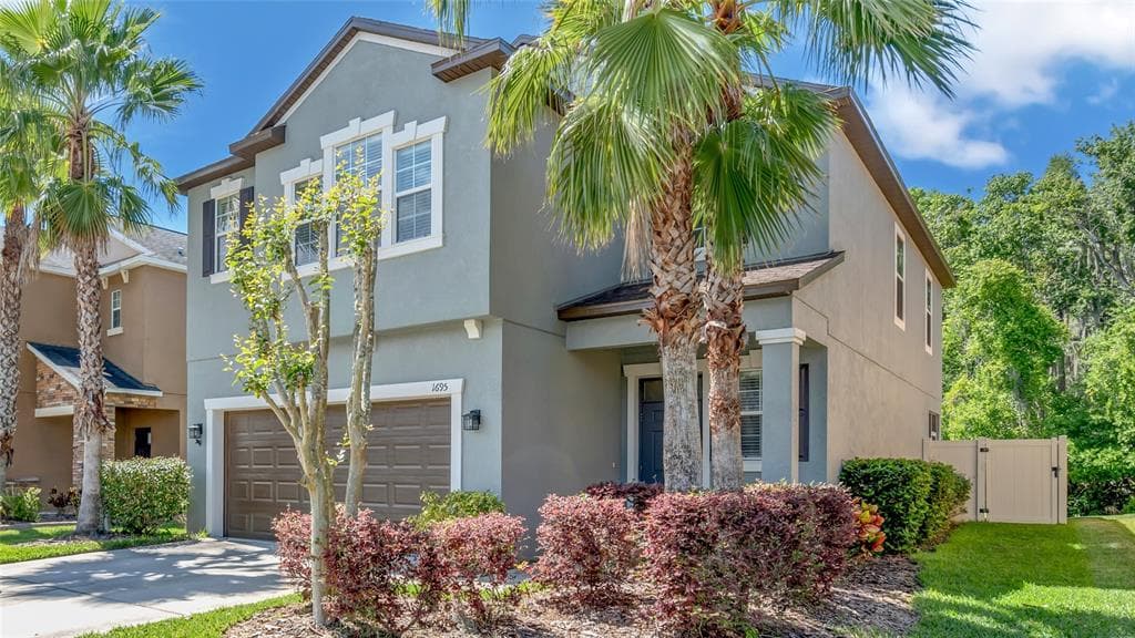1695 LUDINGTON AVENUE WESLEY CHAPEL, FL 33543