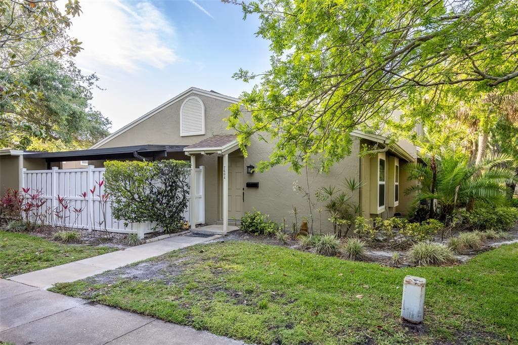 7604 CORTEZ COURT TAMPA, FL 33615