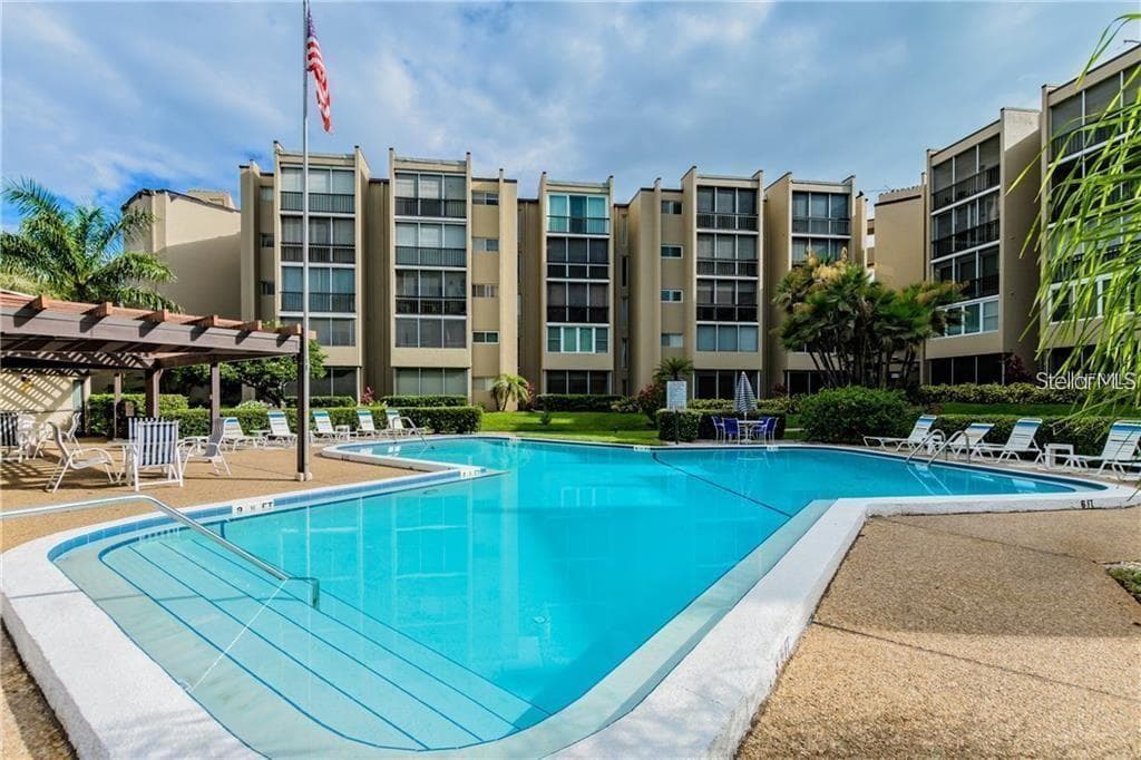 1245 S MARTIN LUTHER KING JR AVENUE UNIT 104 CLEARWATER, FL 33756