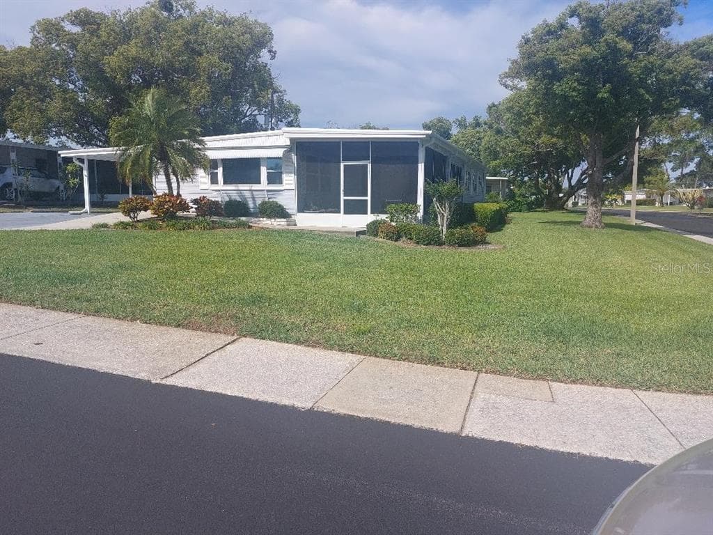 59 LEXINGTON COURT UNIT 11 PALM HARBOR, FL 34684