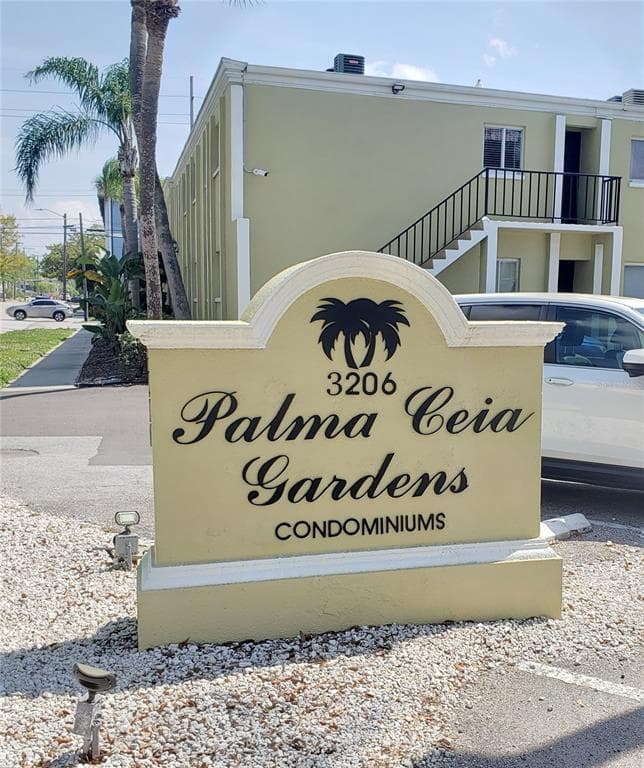 3206 W AZEELE STREET UNIT 219 TAMPA, FL 33609