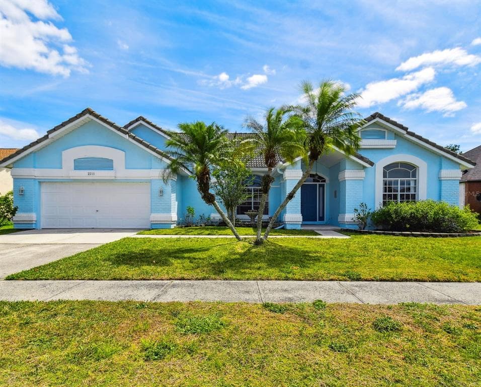 2211 ALBION AVENUE ORLANDO, FL 32833