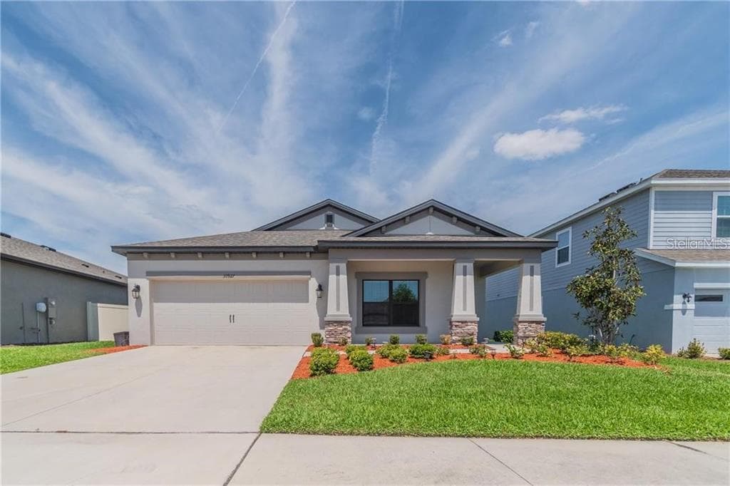 30927 PARROT REEF COURT WESLEY CHAPEL, FL 33545