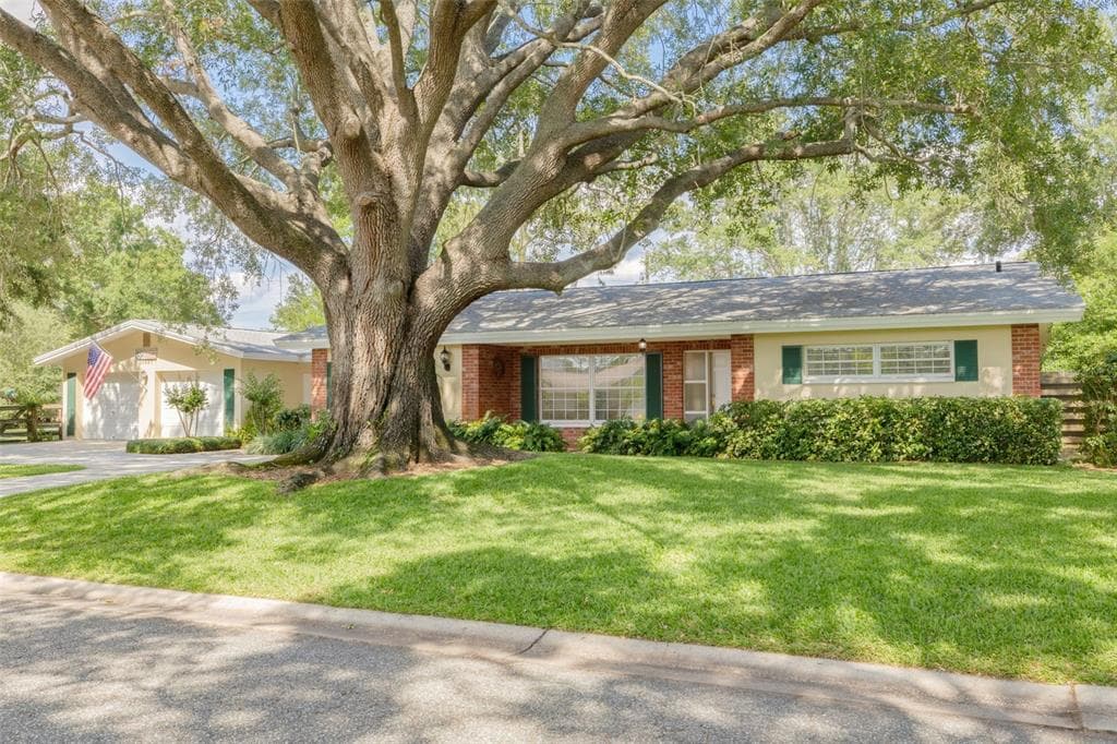 1537 S HAVEN DRIVE CLEARWATER, FL 33764