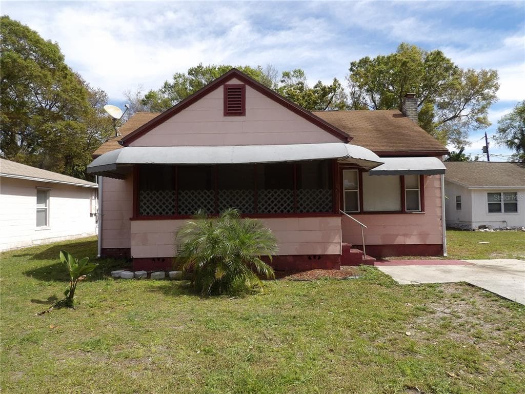 1620 39TH STREET S ST PETERSBURG, FL 33711