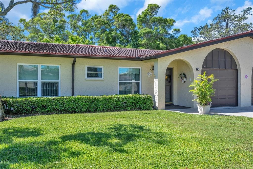 12200 VONN ROAD UNIT 4C LARGO, FL 33774