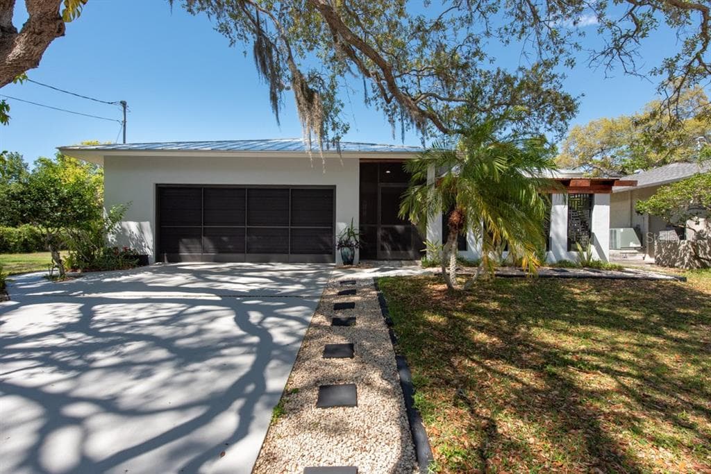 207 TIMBERLANE DRIVE PALM HARBOR, FL 34683