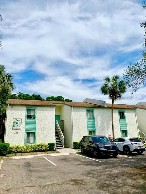 11525 8TH WAY N UNIT 504 ST PETERSBURG, FL 33716
