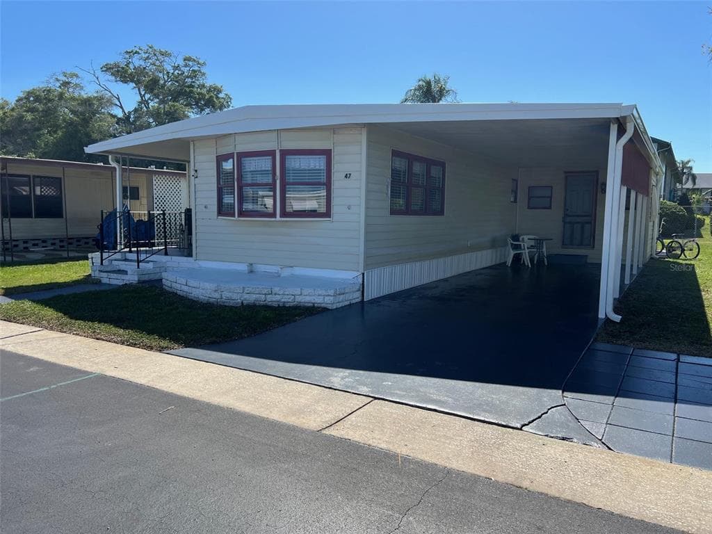 11300 124TH AVENUE UNIT 47 LARGO, FL 33778