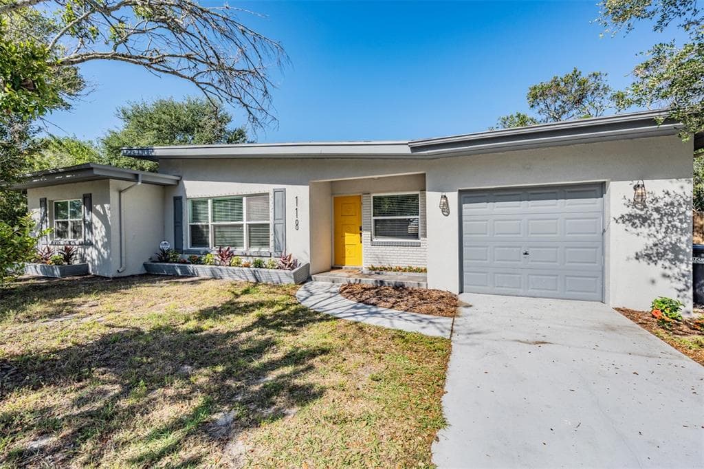 118 N CREST AVENUE CLEARWATER, FL 33755
