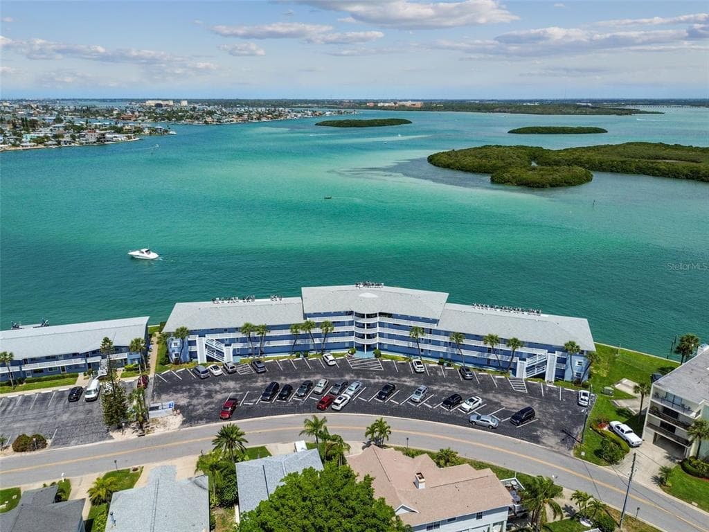 280 126TH AVENUE UNIT 209 TREASURE ISLAND, FL 33706