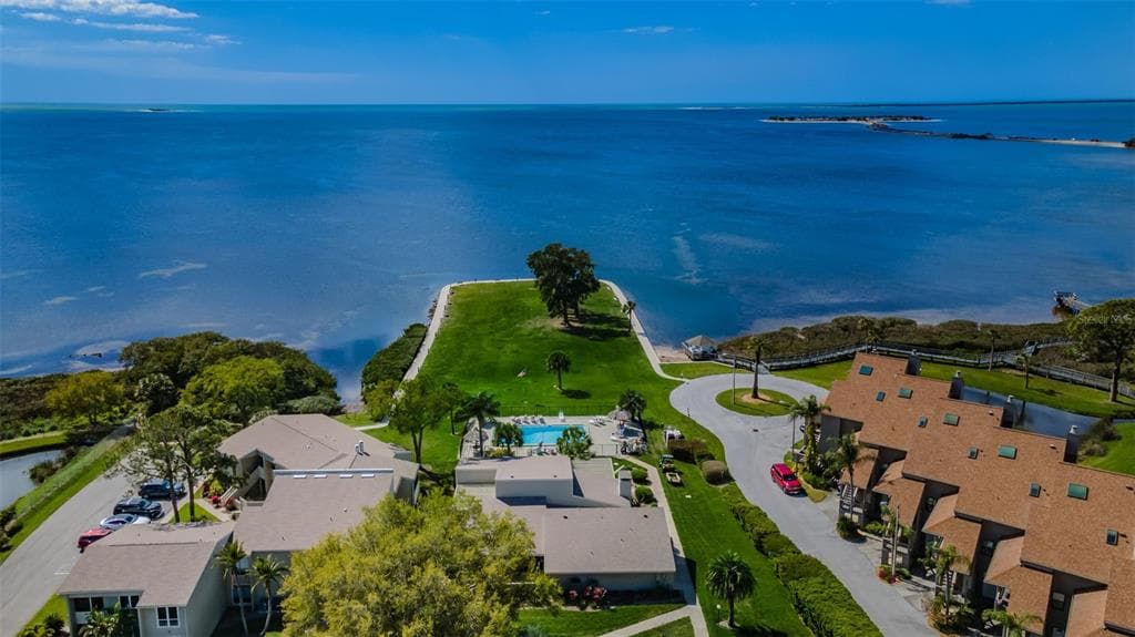 407 WINDRUSH BAY DRIVE UNIT 103 TARPON SPRINGS, FL 34689