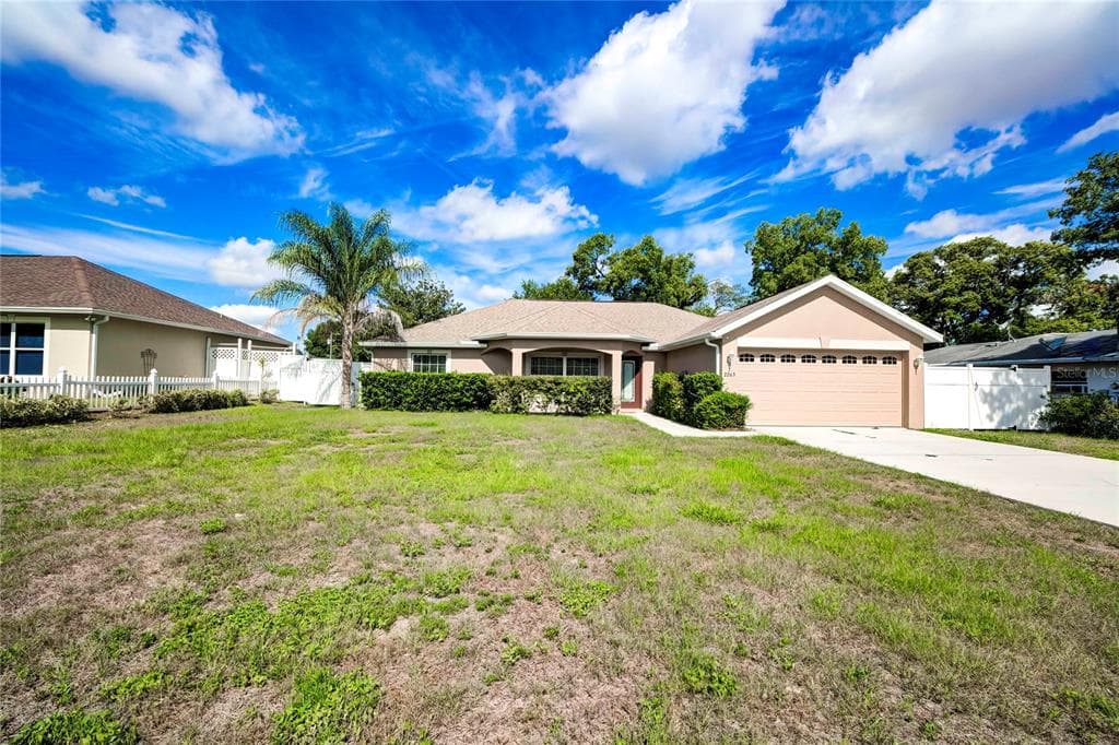 2263 LAKE FOREST AVENUE SPRING HILL, FL 34609