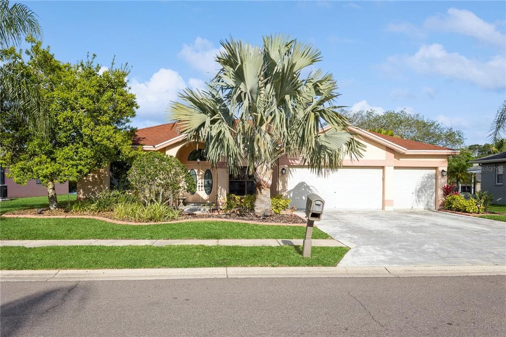 2643 SADDLEWOOD LANE