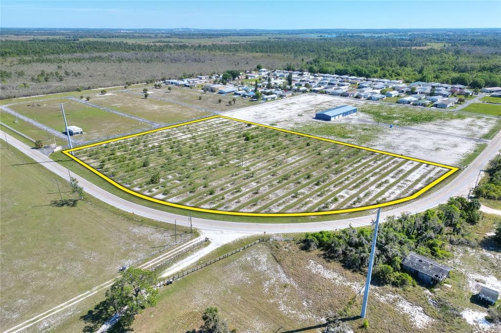 VALENCIA STREET LAKE WALES, FL 33898